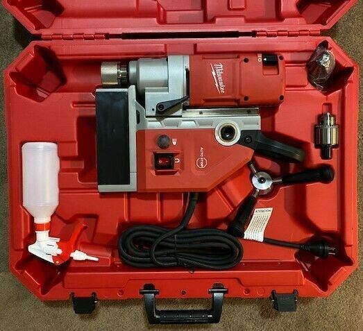 Picture of Milwaukee Electric Tool 4272-21 1-5/8" Electromagnetic Drill Kit